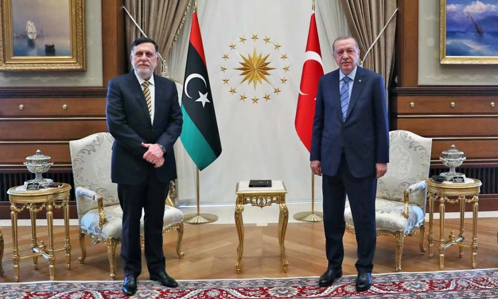 Ξεκίνησε η συνάντηση Ερντογάν-Σάρατζ - Η Άγκυρα ζητάει το ''κεφάλι''του Χ. Χαφτάρ